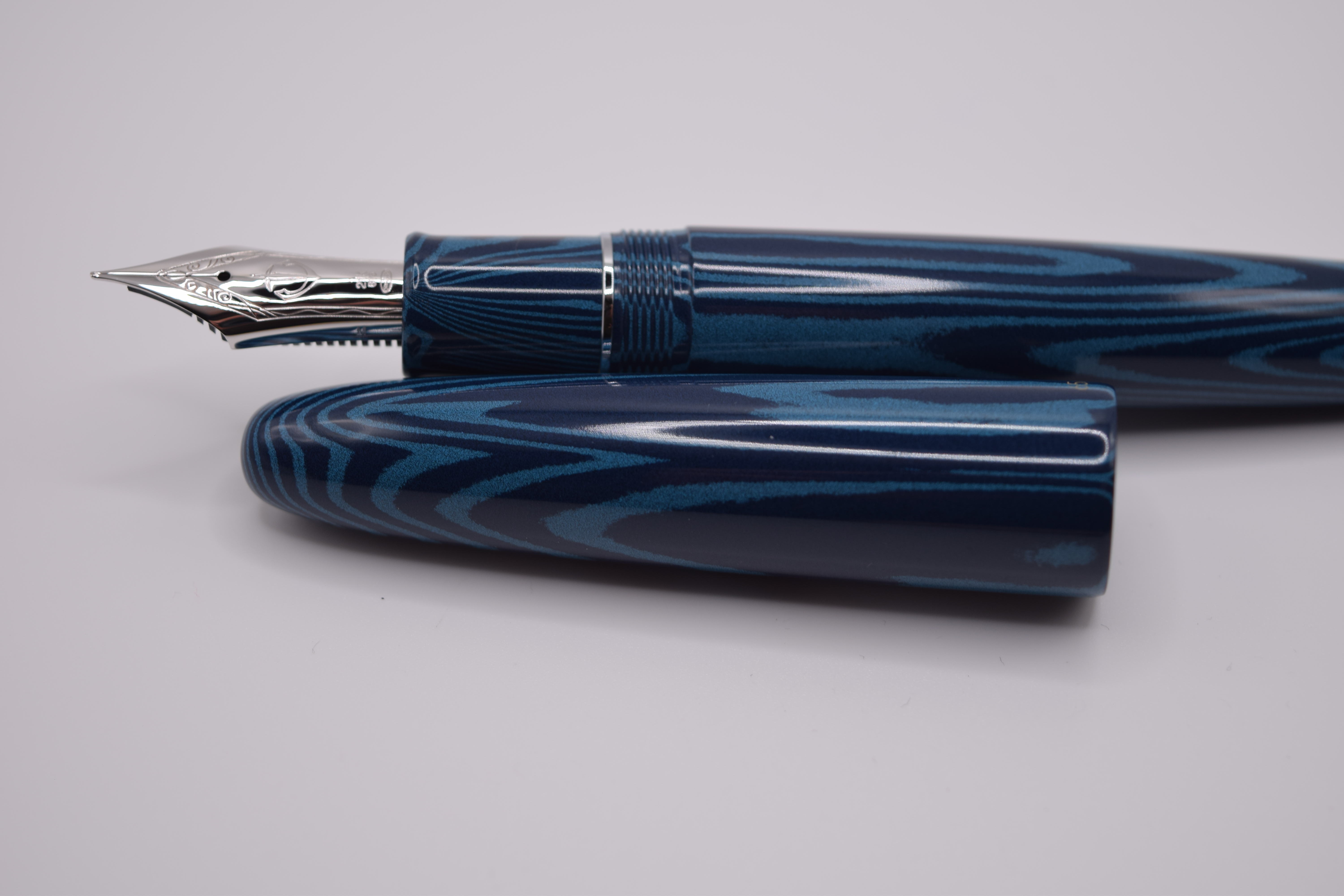 Sailor King of Pen - Ripple Blue Ebonite - Limited Edition