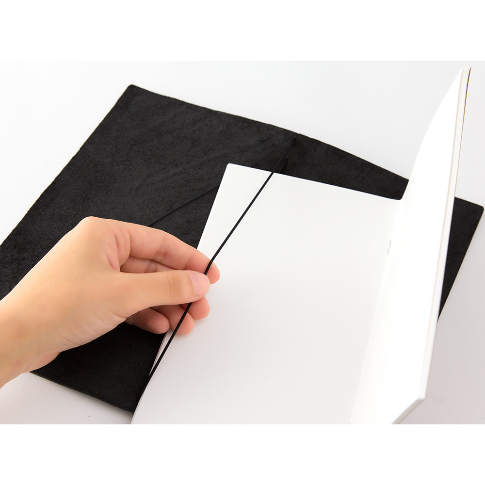 TRAVELER’S Notebook Regular Size