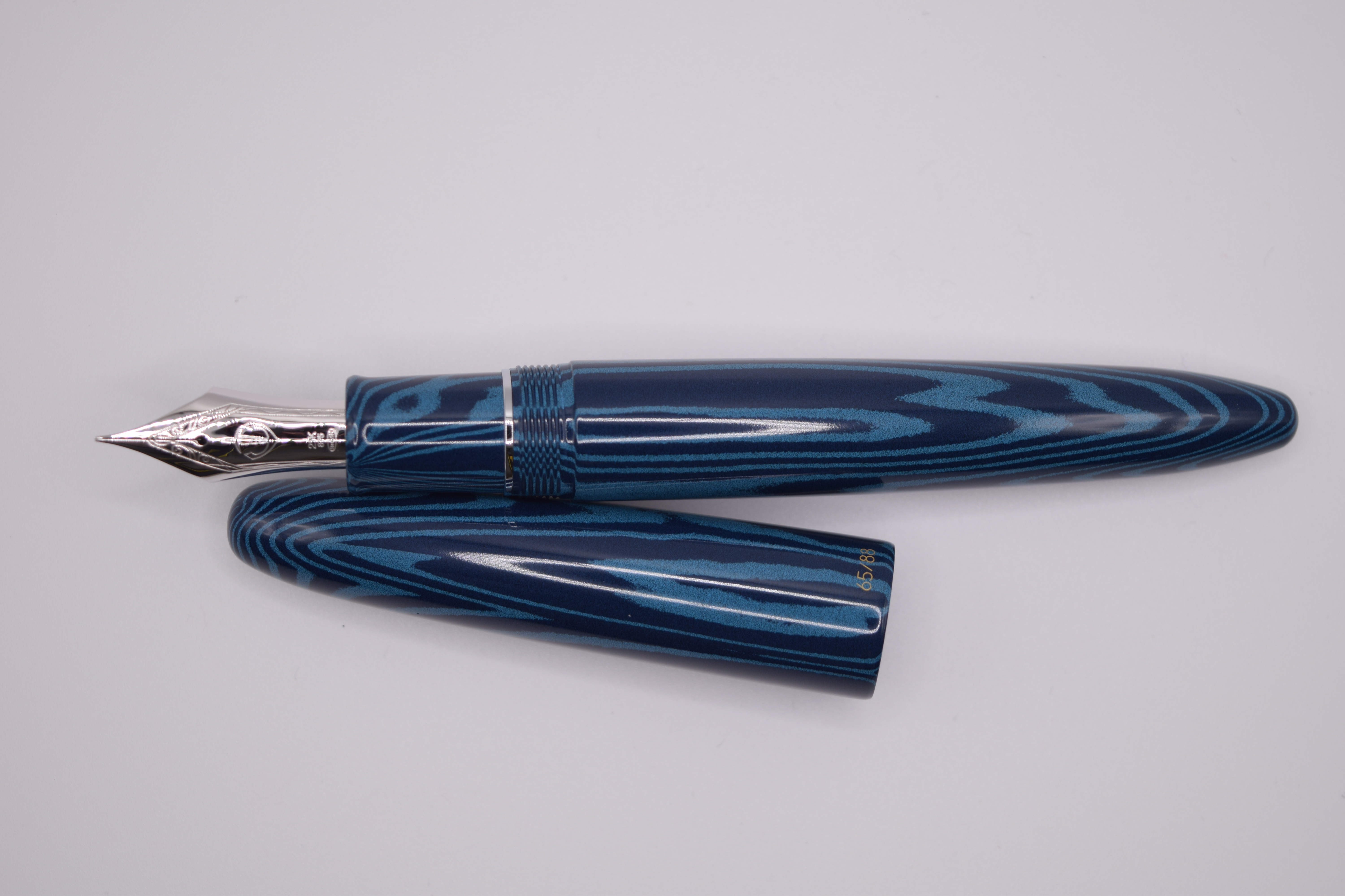 Sailor King of Pen - Ripple Blue Ebonite - Limited Edition